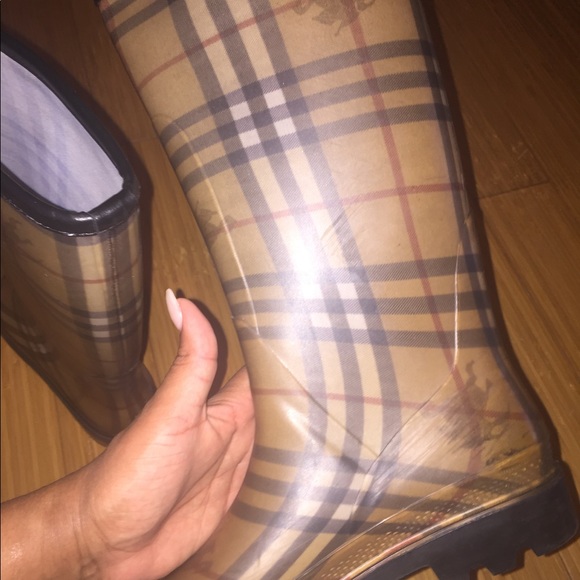 Burberry rain boots - Picture 8 of 8